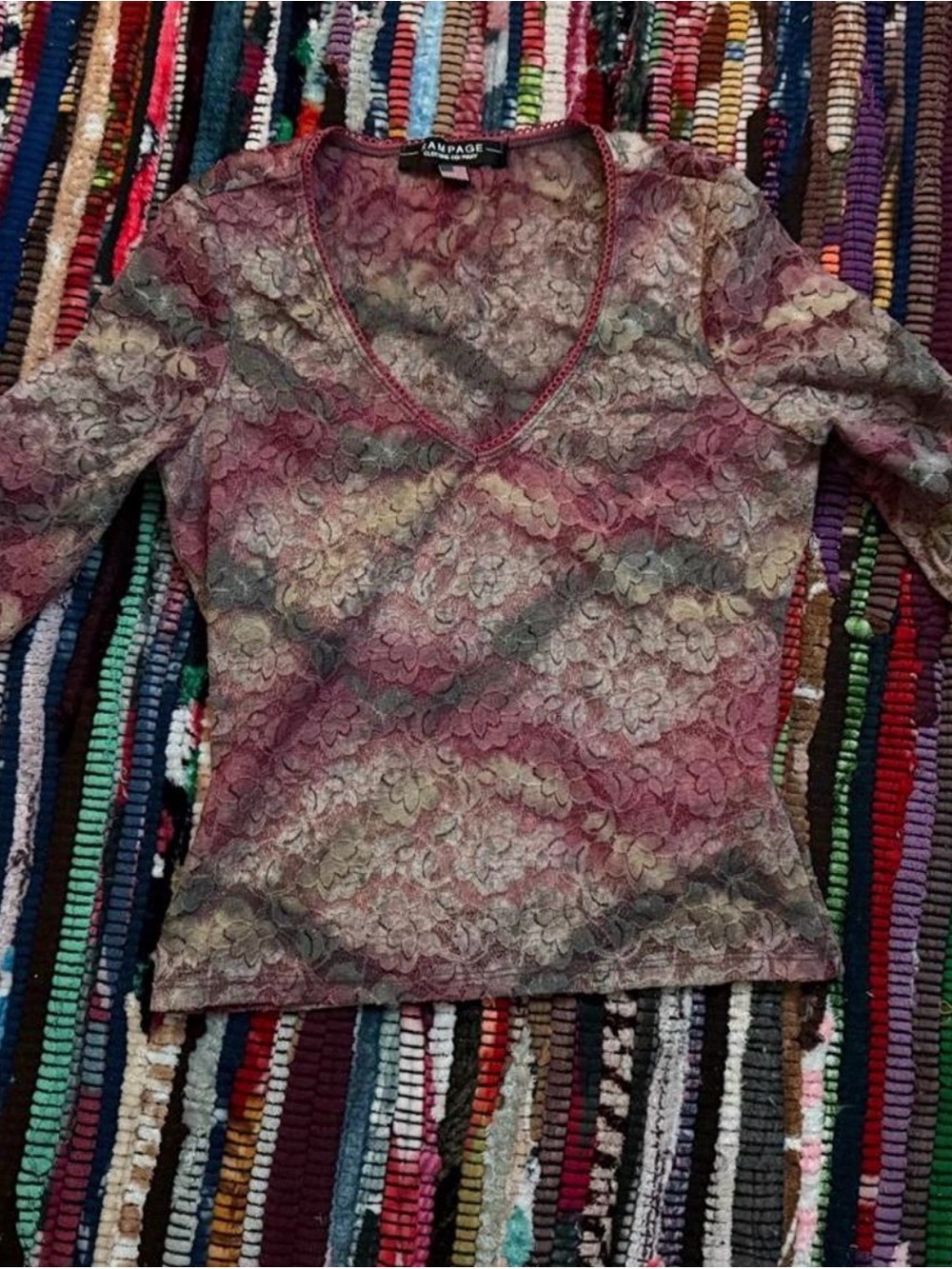 Rampage Mauve Multi Floral Lace V-Neck Long Sleeve Top
